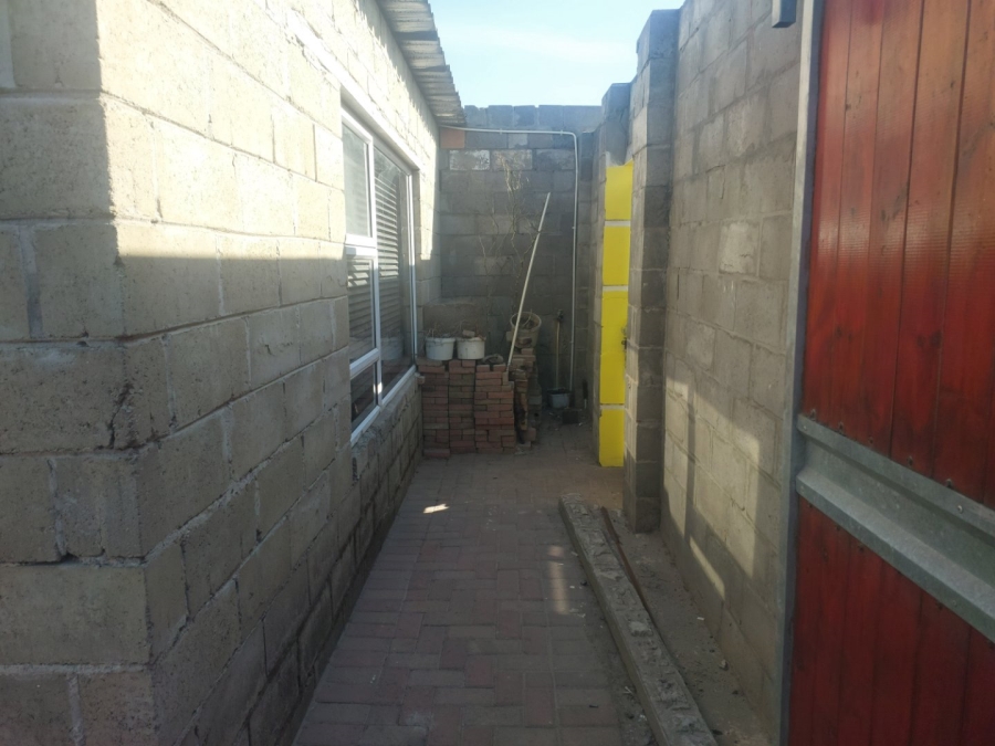 2 Bedroom Property for Sale in Wesbank Western Cape